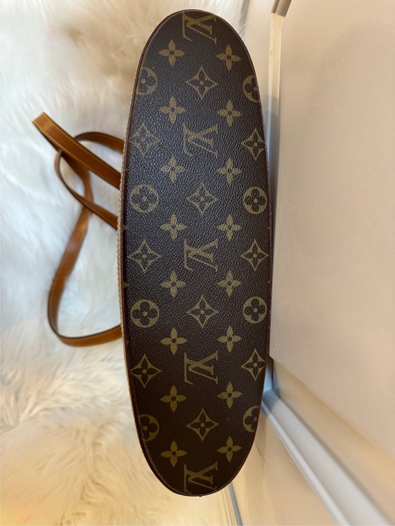 Louis Vuitton Babylone Monogram Tote Bag w/ Dust … - image 2