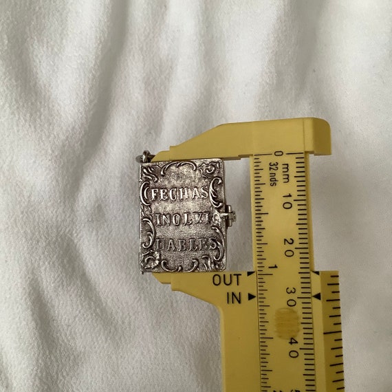 Antique Silver Spanish Book Locket featuring “FETCHAS… Gem