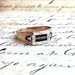 Antique French Souvenir Ring Gold 18k. Black Enamel white enamelled