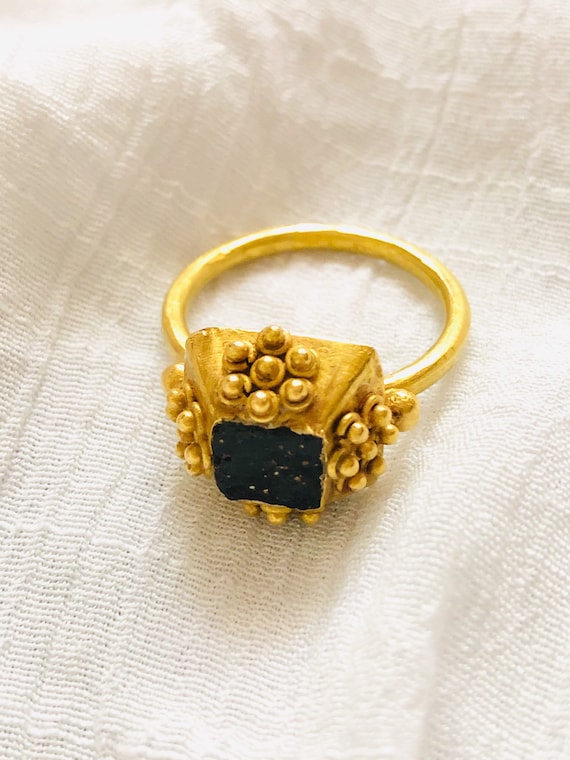 Medieval Bishop’s Ring RARE. Gold 13th century an… - image 1