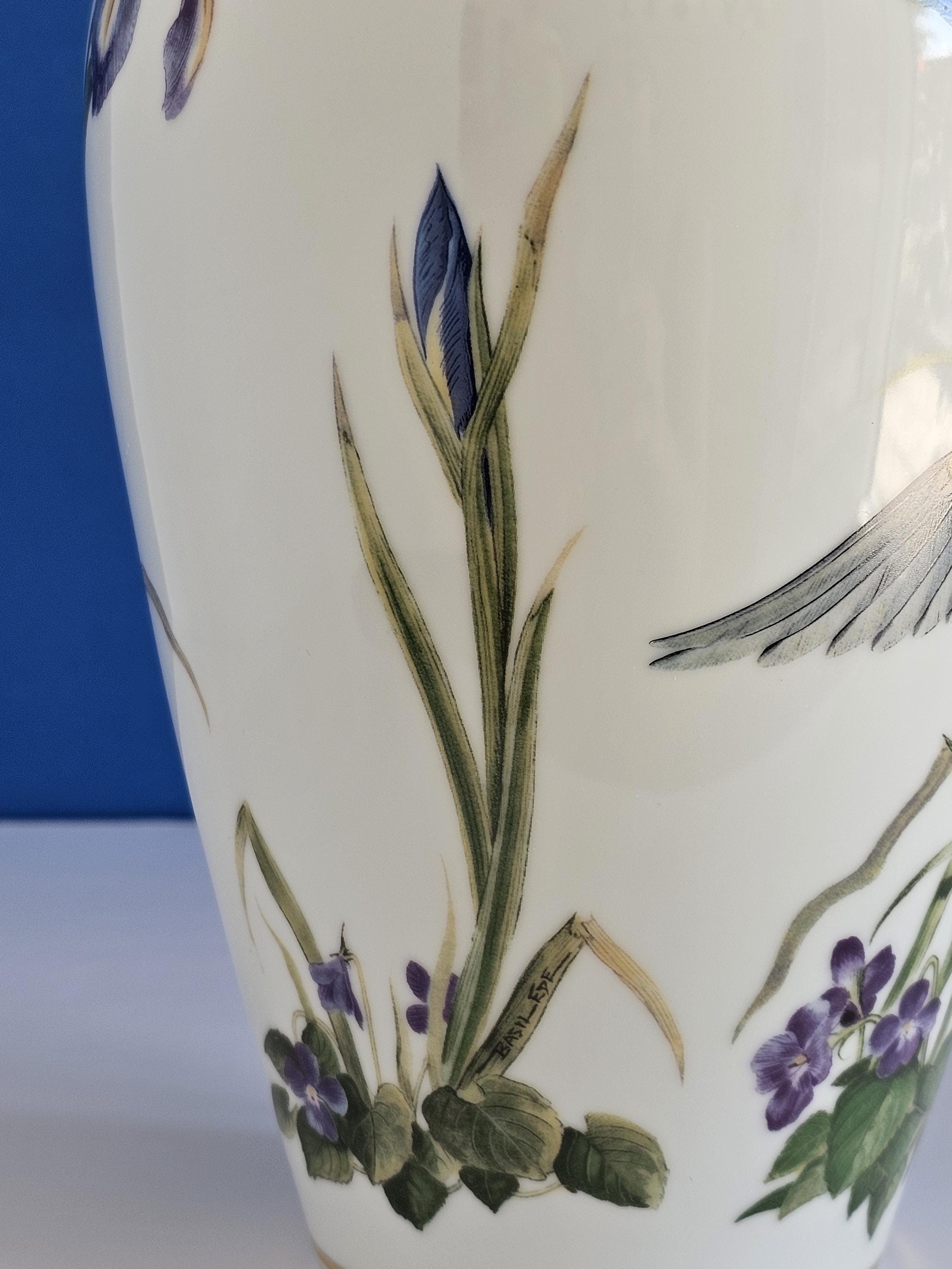 花瓶・フラワースタンド FRANKLIN PORCELAIN Meadowland Bird Vase s-l1200.jpg