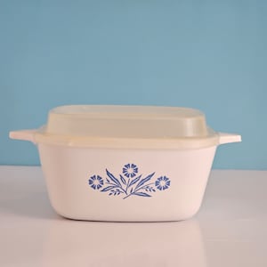 Vintage Corning Ware Cornflower Blue Casserole Dish/Vintage Corningware Single Serve Casserole Dish