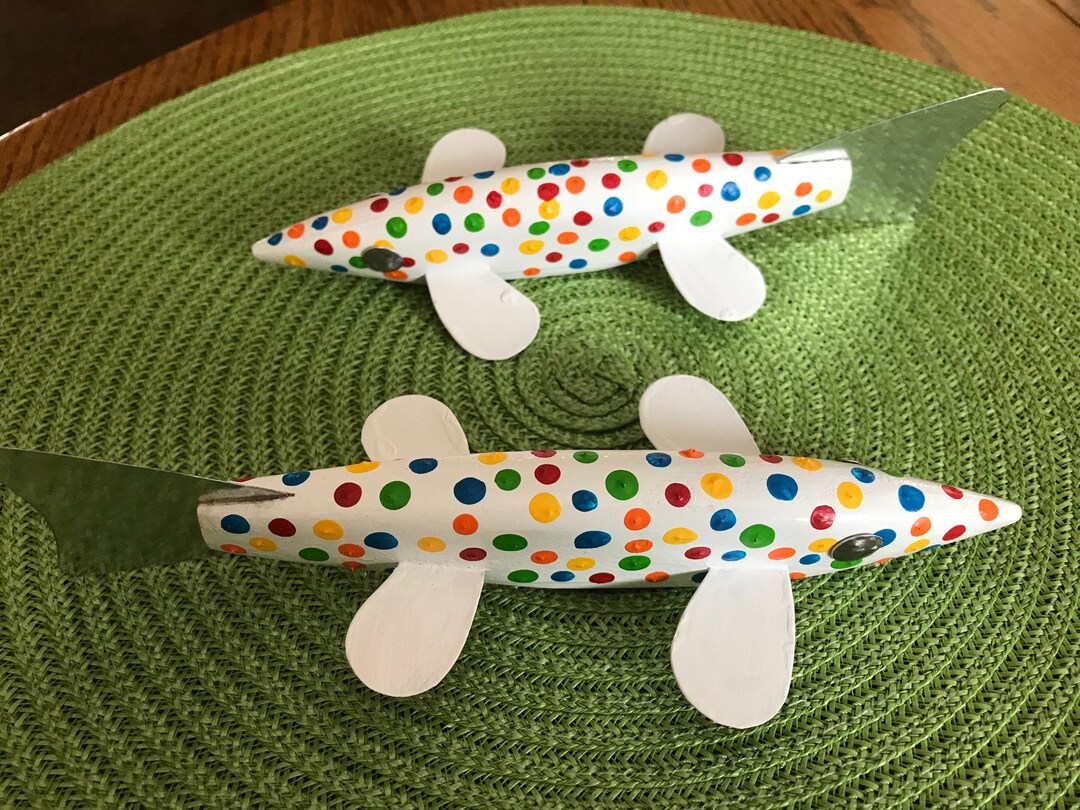 wonder-bread-painted-spearing-decoys-set-of-2-handmade-in-minnesota