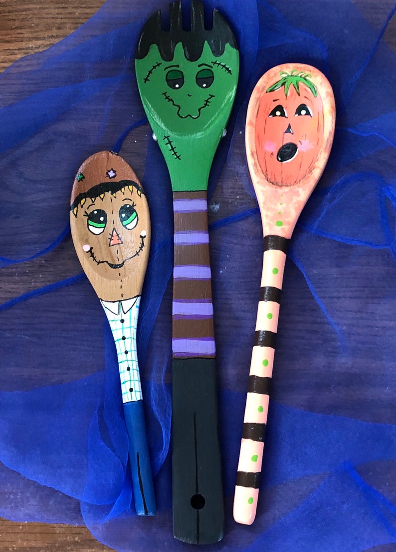 Holiday Painted Wooden Spoons Home Decor Halloween Etsy
