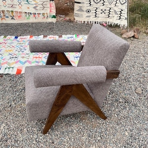 Retro Chic Armchair Embrace Mid-Century Modern Style, Mid Century Armchair-Retro Lounge Chairs -Modern Chair-Vintage Style Chair