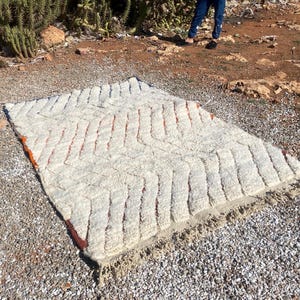 GORGEOUS BENIOURAIN CARPET, Moroccan Handmade Rug, White And Black Rug, Striped Rug, Handmade Wool Carpet, Azilal Berber Rug, Handwoven Rug