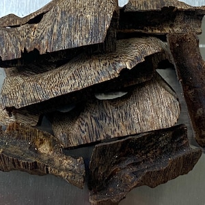 20Grams Green Kyara Chips | Natural Kinam Oud | Premium Grade Agarwood | 100% Naturally Cultivated | Meditation Burning