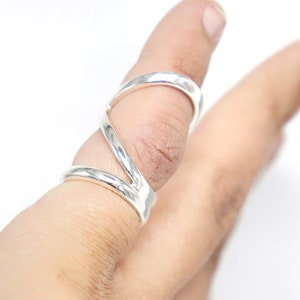 BelleSwan2 Ring • Ring Splint with extra band • Thin Swan Neck Splint in Silver for PIP or DIP Joint • Solid and thin Splint Ring •