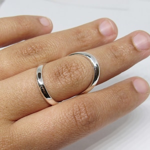 UltimateSplint© Ring • Ring Splint • Thin Swan Neck Splint in Silver for PIP or DIP Joint • Solid and thin Splint Ring • Evabelle Jewelry
