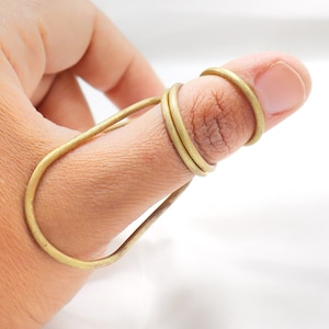 BrassThumb MCP/IP Brass Splint Ring • Swan Thumb Splint  • Custom handmade Splint Ring • Ring Splint • EDS Splint Ring by Evabelle