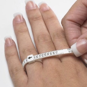 ANNEAU DE MESURE • Anneau de mesure réglable • Outil de dimensionnement de bague réutilisable • Mesureur de doigt réglable multi-dimensions