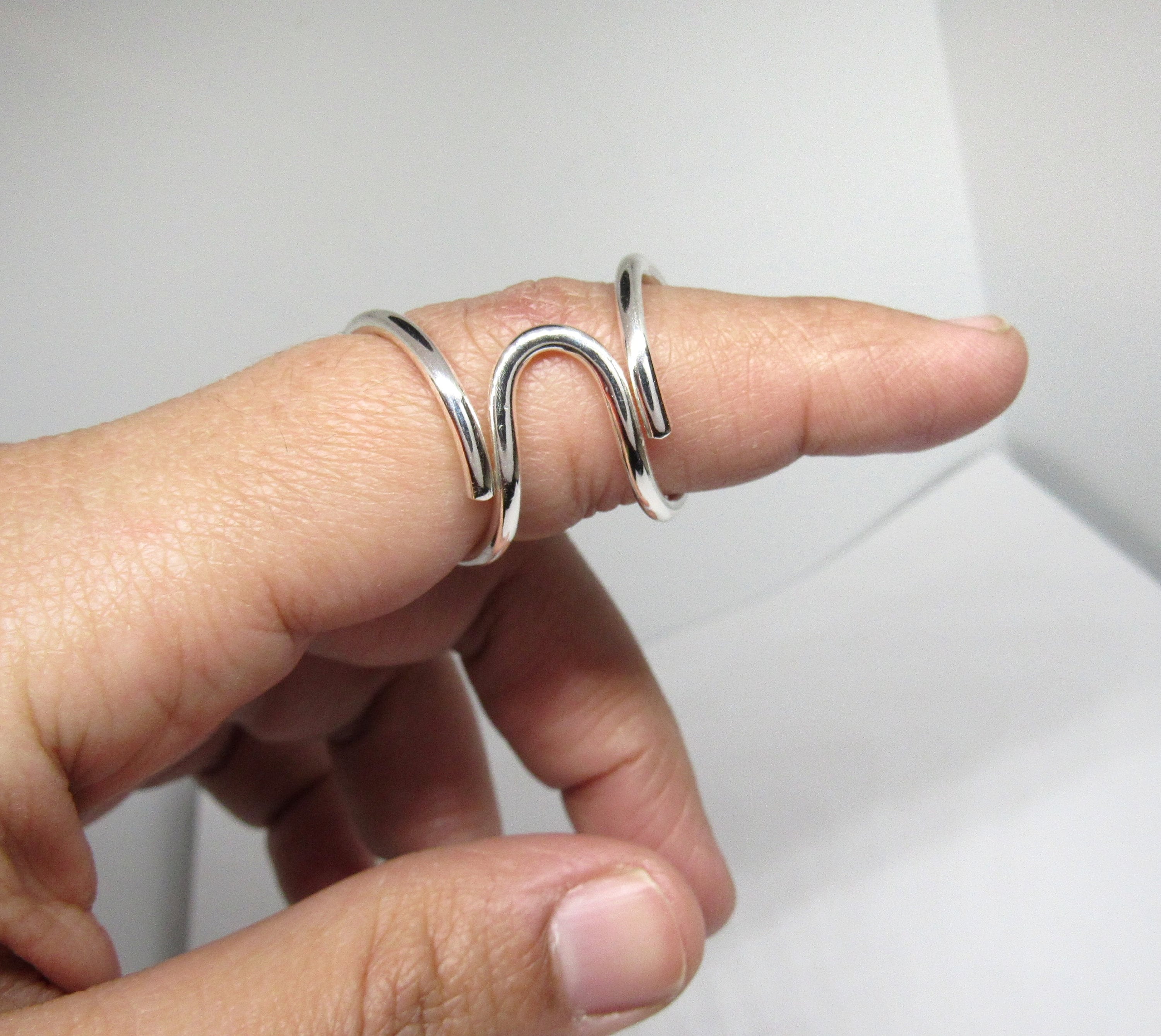 Boutonniere Swan Silver Splint Ring • Combination Splint