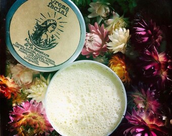 Crema facial de rosas, aciano y ortiga blanca