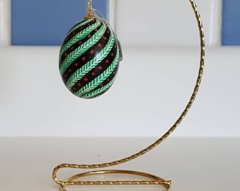 6" Twisted Wire Hang Up