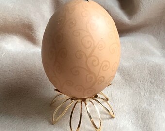 Spiral Design Etched Brown Chicken Egg