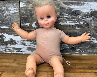 1974 Libby's Food Doll Pull String Talker by Mattel Vintage Read