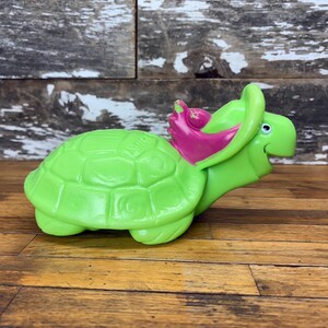Vintage Hanna Barbera Touché Turtle Bath Bottle Toy - 1960s Touché Turtle and Dum Dum - Vintage Purex Bath Bottle Hanna Barbera Cartoon