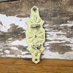 アンティーク鋳鉄製アールデコ調壁付け燭台 - 回収されたスイングアームオイルランプ用壁掛けブラケット