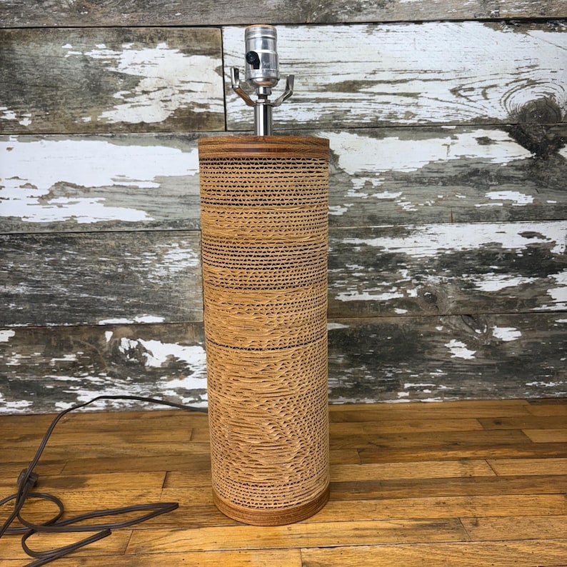 Gregory Van Pelt Cardboard Table Lamp “Flute” Design 1970s image 5