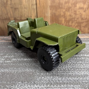 アメリカンプラスチックトイ GiJOE等用ジープ ビンテージ(1) アメリカンプラスチックトイ GiJOE等用ジープ ビンテージ(1