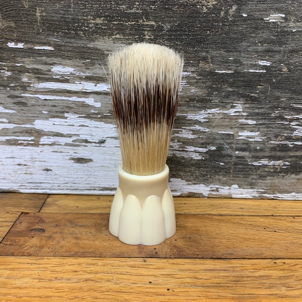 Vintage Stanhome Stanley Shaving Brush, Bakelite Handle, Badger Hair Bristles Vintage Shaving- Stanley Home Products Westfield Massachusetts