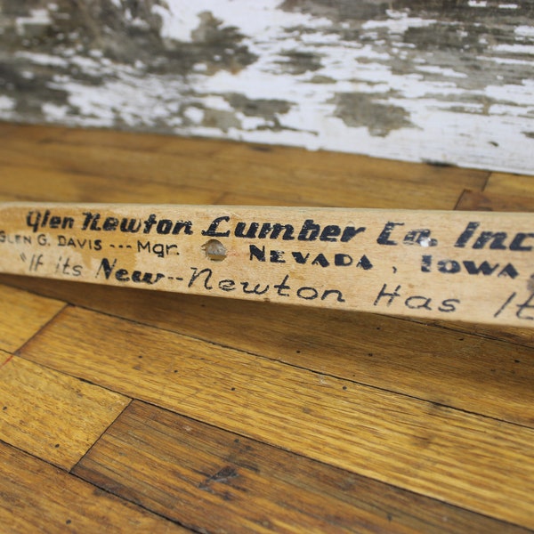 Vintage Nevada, Iowa Advertising Ruler with Built In Level - Glen Newton Lumber Co. Inc. - "If it's New Newton Has It" - 18 Inch Ruler