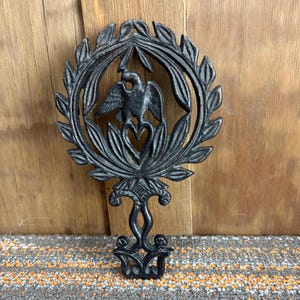 Cast Iron Eagle & Hearts Trivet