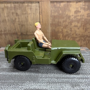 アメリカンプラスチックトイ GiJOE等用ジープ ビンテージ(1) HASBRO 1989 GI JOE EUROPEAN TIGER FORCE SAHARA TIGER STING VEHICLE