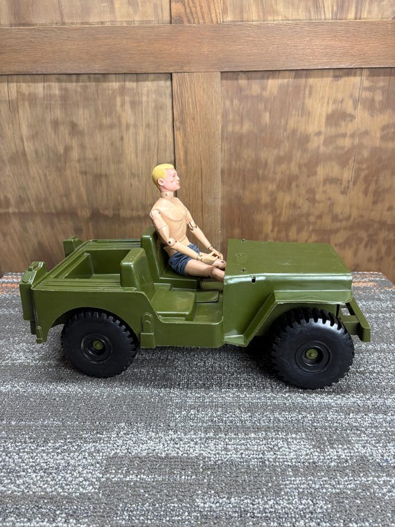 アメリカンプラスチックトイ GiJOE等用ジープ ビンテージ(1) 1970s Large Plastic Army Jeep - Empire Plastic and Carolina