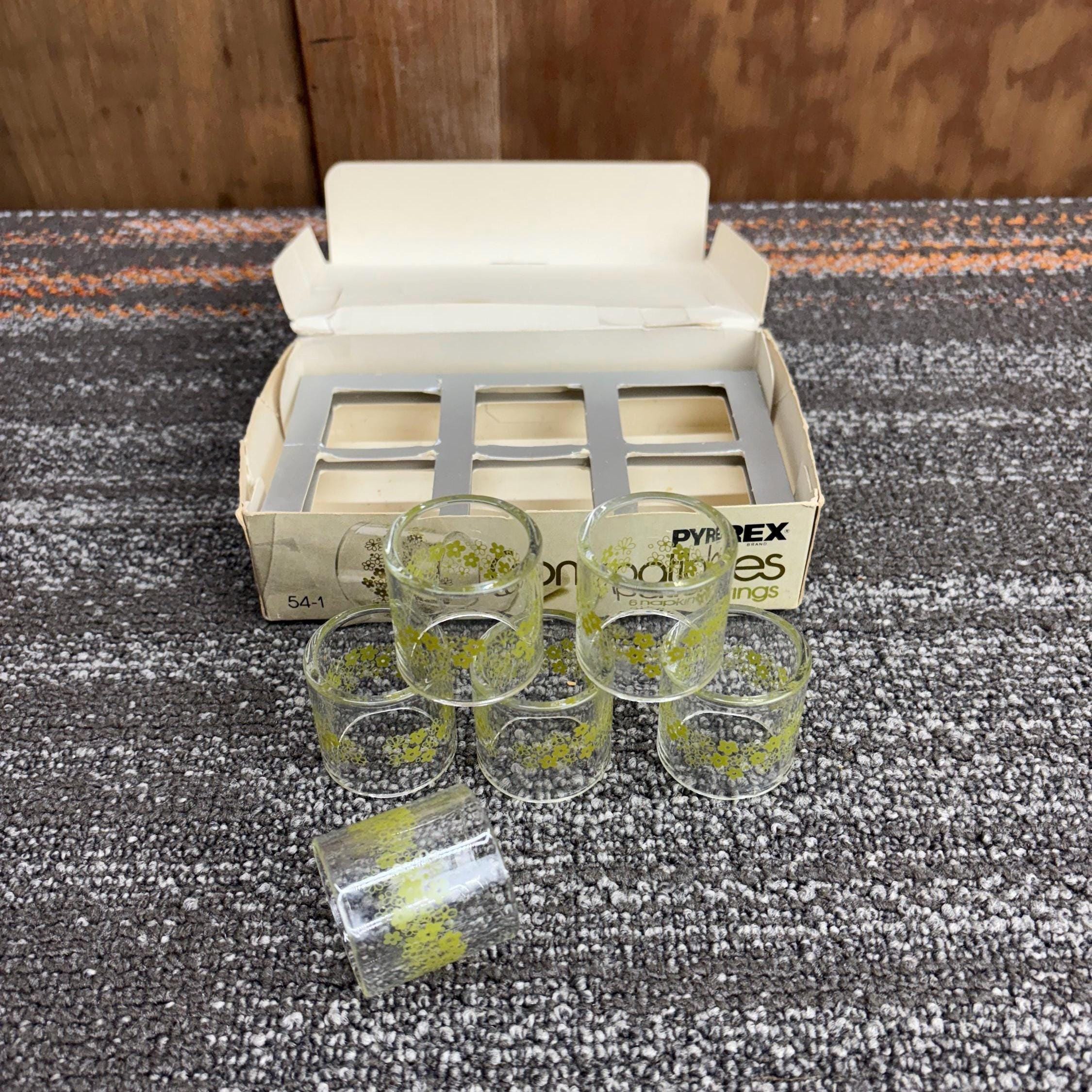 Vintage Pyrex Green Spring Blossom Crazy Daisy Clear Glass Napkin