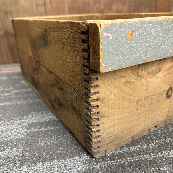 Antique Dupont Explosives Dynamite Dovetailed Wood Crate With