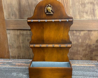 Vintage Eagle Twelve Spot Teaspoon Wood Wall Display