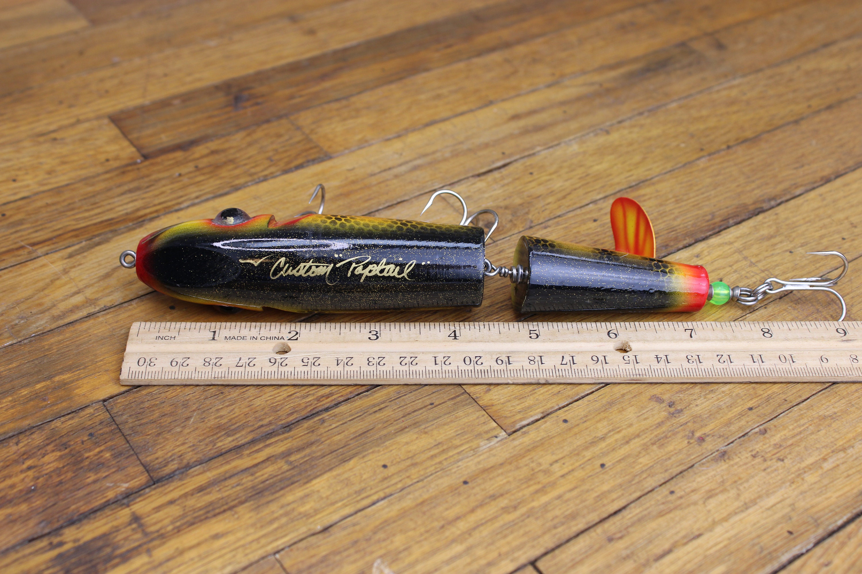 Vintage wooden 2 1/4 (overall 6 1/2) Marathon Musky Monk lure