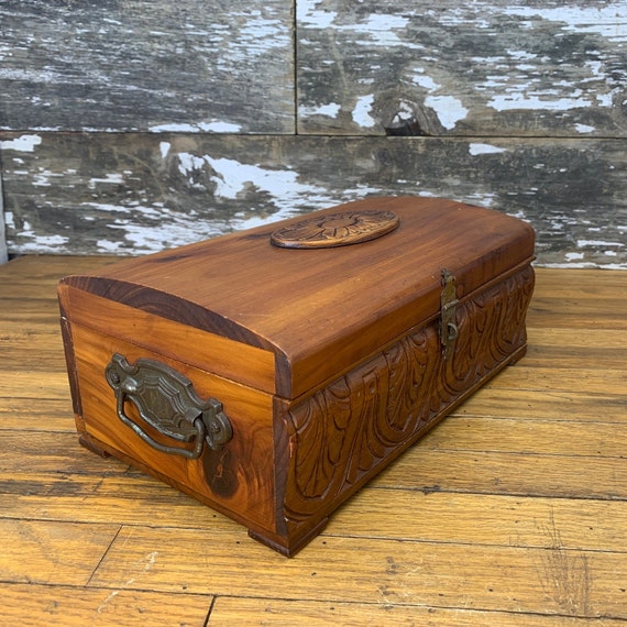 Vintage Carved Wooden Jewelry Box - Retro Trinket… - image 5
