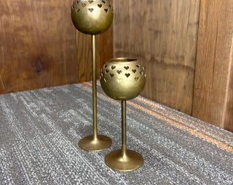 Portavelas votivas vintage de latón con forma de corazón y globo