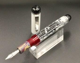 Mars Next - out of this world fountain pen