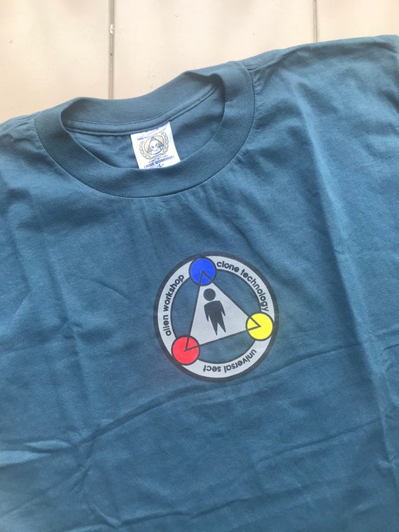 Alien workshop vintage skateboarding tshirt
