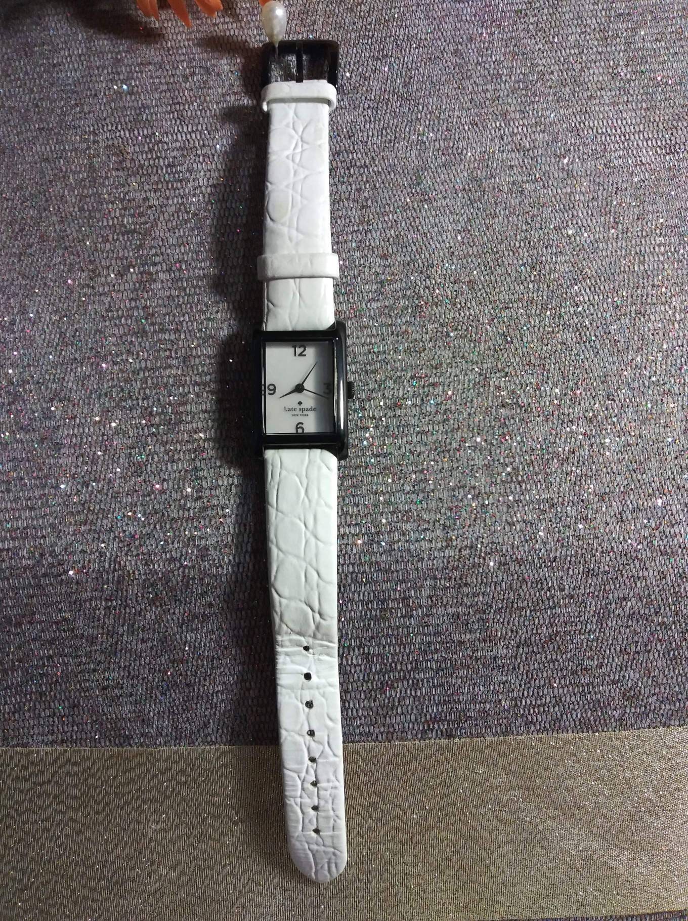 Kate Spade Watch. in a New York Minute Leather Band White 90s - Etsy