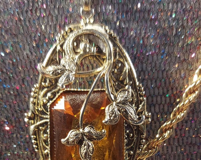 Necklace 1928 ornate faux amber pendent vintage 90s