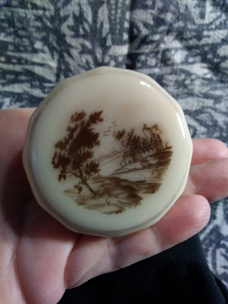 Door knob. Vintage screen printed porcelain single door knob 1940s.