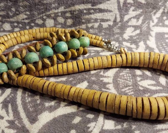 Wooden vintage jewelry set bracelet and necklace unique beads 90s