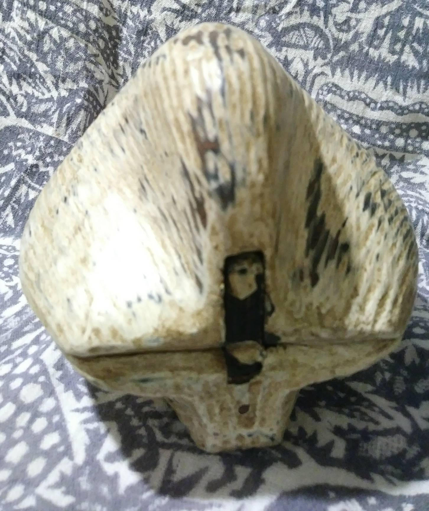Wooden box shell clam shaped painted wooden box. Unusual and Unique. 60s