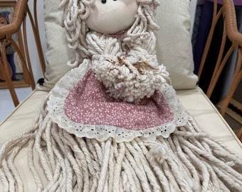 Vintage Mop Doll Folk Art Unbleached Mop Rope Doll Cottagecore Primitive Decor