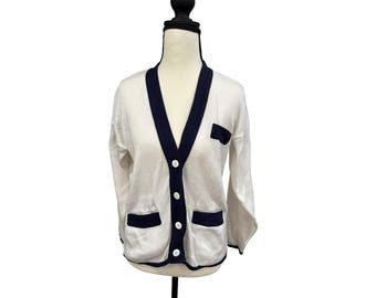 Pendleton Country Sophisticates Strickjacke Petite, Navy Trim Preppy Collegiate
