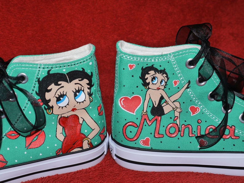 Examples Betty Boop sneakers now on your feet Custom