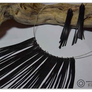 Conjunto de joyas con cámara de aire negra, conjunto de joyas de bicicleta reciclada para regalo de ciclista, collar moderno con dije reciclado, pendientes colgantes ligeros