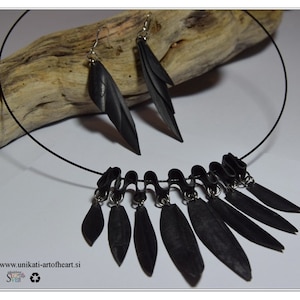 Black inner tube jewelry Recycled bicycle jewelry set Upcycled charm necklace Modern necklace Statement Feather necklace Present for sister