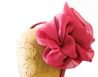 Wedding flower fascinator, color pink, for bridesmaids or the mother of the bride