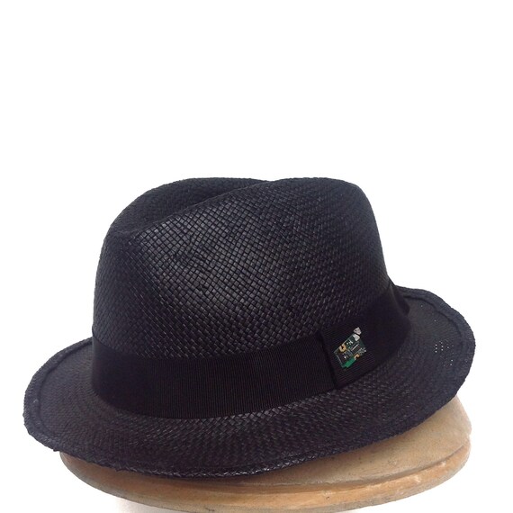 black straw beach hat