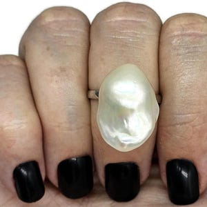Flameball / Fireball Pearl Ring, Size S, Sterling Silver, Adjustable, June Birthstone, Creamy White Baroque Pearl, High Lustre, Statement